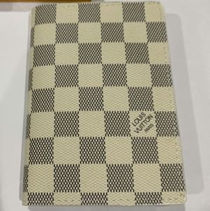White Louis Vuitton Cardholder wallet